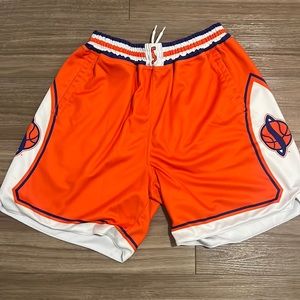 Retro 97-98 Syracuse Orange shorts from 19Nine’s Hardwood History collection.